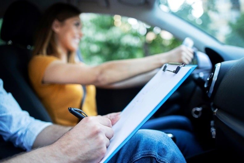 Earn Money Whilst driving instructor