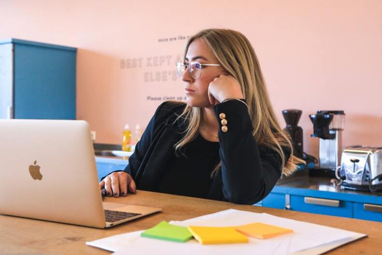 How to find your first internship