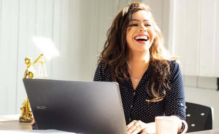 Affiliate marketing blogger
