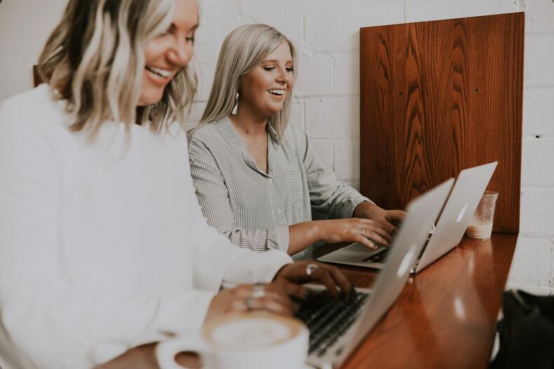 How AI Can Make Your Customers — and Employees — Happy