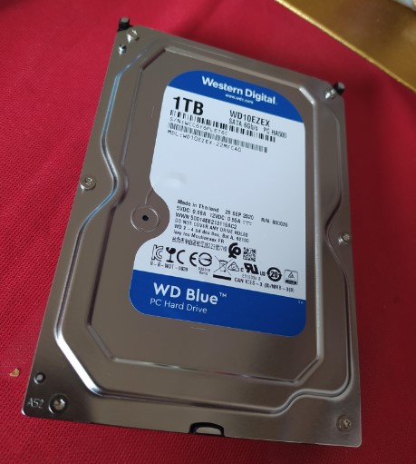 Hard drive of enware 17 inch
