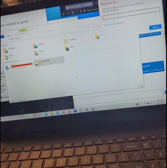 touch screen display 15.6-inch