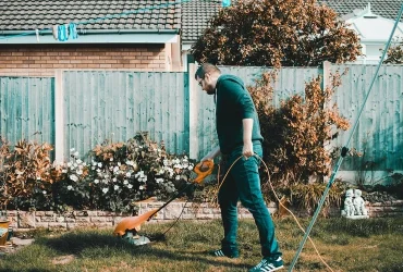 Tech-Savvy Gardeners