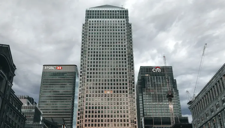 Banks Are Recruiting