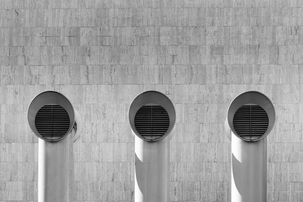 Understanding A Commercial HVAC System And Contractor Services